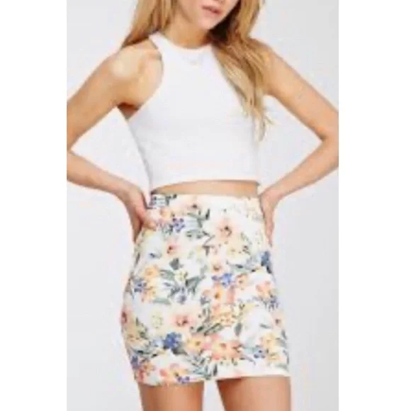 Forever 21 | Floral | Mini Skirt - Picture 5 of 7